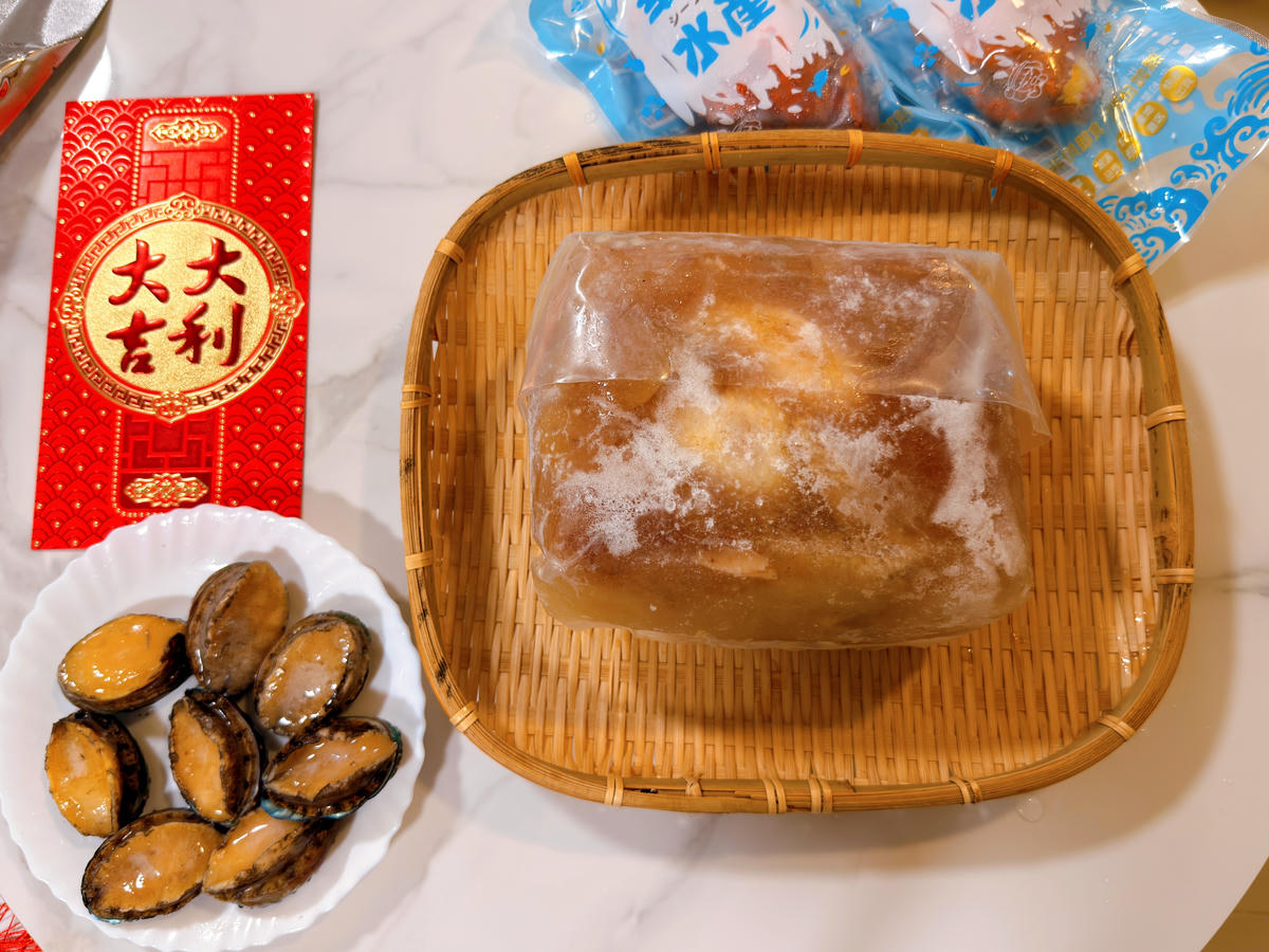 【2026年菜預購推薦】華得水產8件組年菜開箱|廚藝不精也能過關.選料對了就贏一半的東港圍爐/東港年菜推薦、高CP值年菜推薦 - 第6張圖 華得水產 年菜開箱