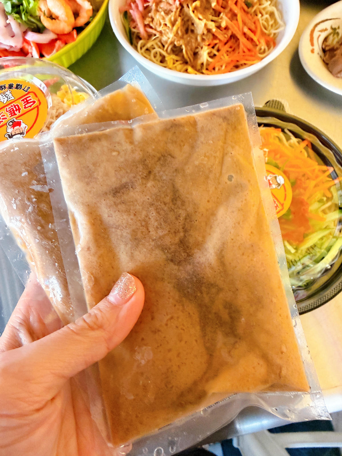 【高雄三民區美食】宝媽涼麵|涼麵醬汁清爽料多澎派+台北古早味米粉湯/高雄涼麵推薦 - 第10張圖 高雄三民區美食 宝媽涼麵