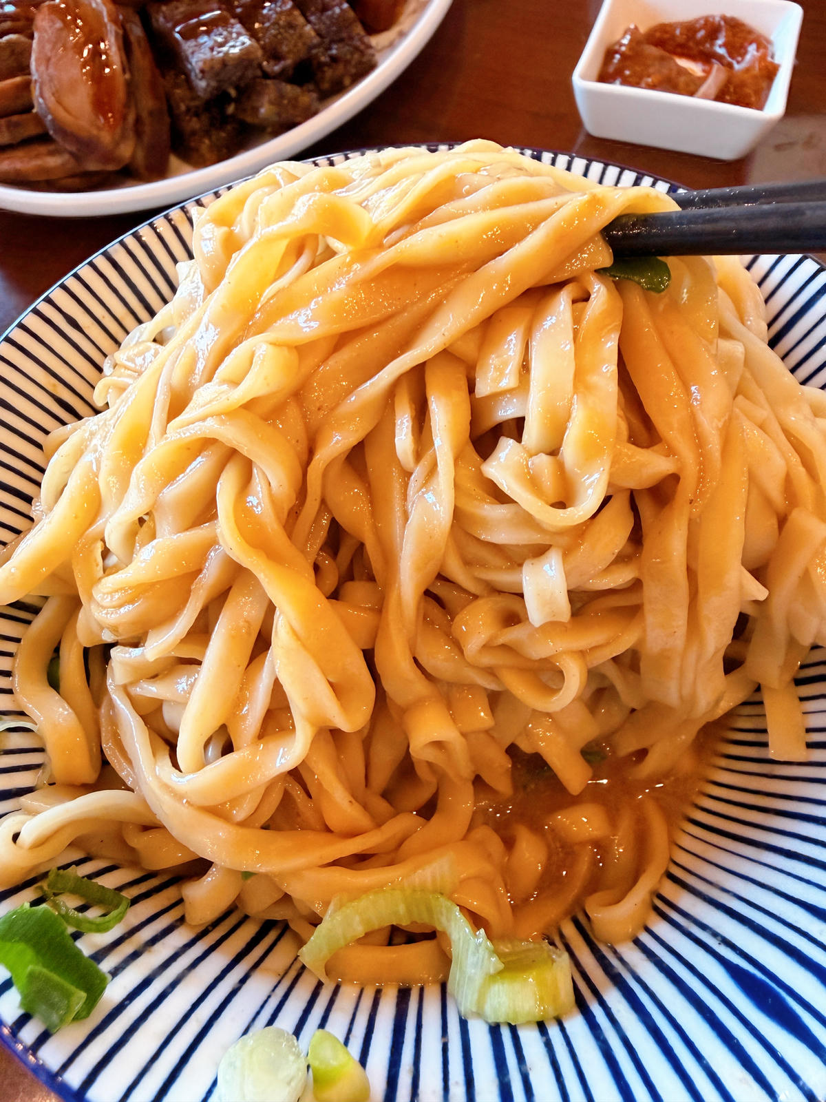 【高雄鳳山美食】江北食堂風味外省麵|湯乾淨麵有勁.最耐吃的手工外省麵/鳳山高中對面平日也客滿的外省麵 - 第21張圖 高雄鳳山 江北食堂風味外省麵