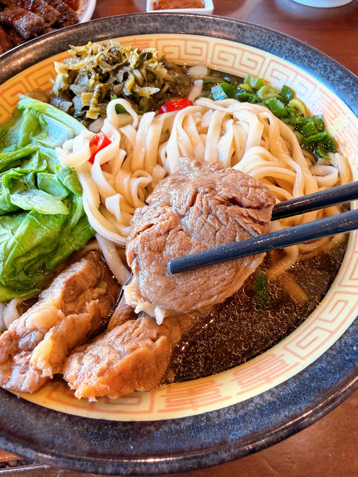 【高雄鳳山美食】江北食堂風味外省麵|湯乾淨麵有勁.最耐吃的手工外省麵/鳳山高中對面平日也客滿的外省麵 - 第19張圖 高雄鳳山 江北食堂風味外省麵