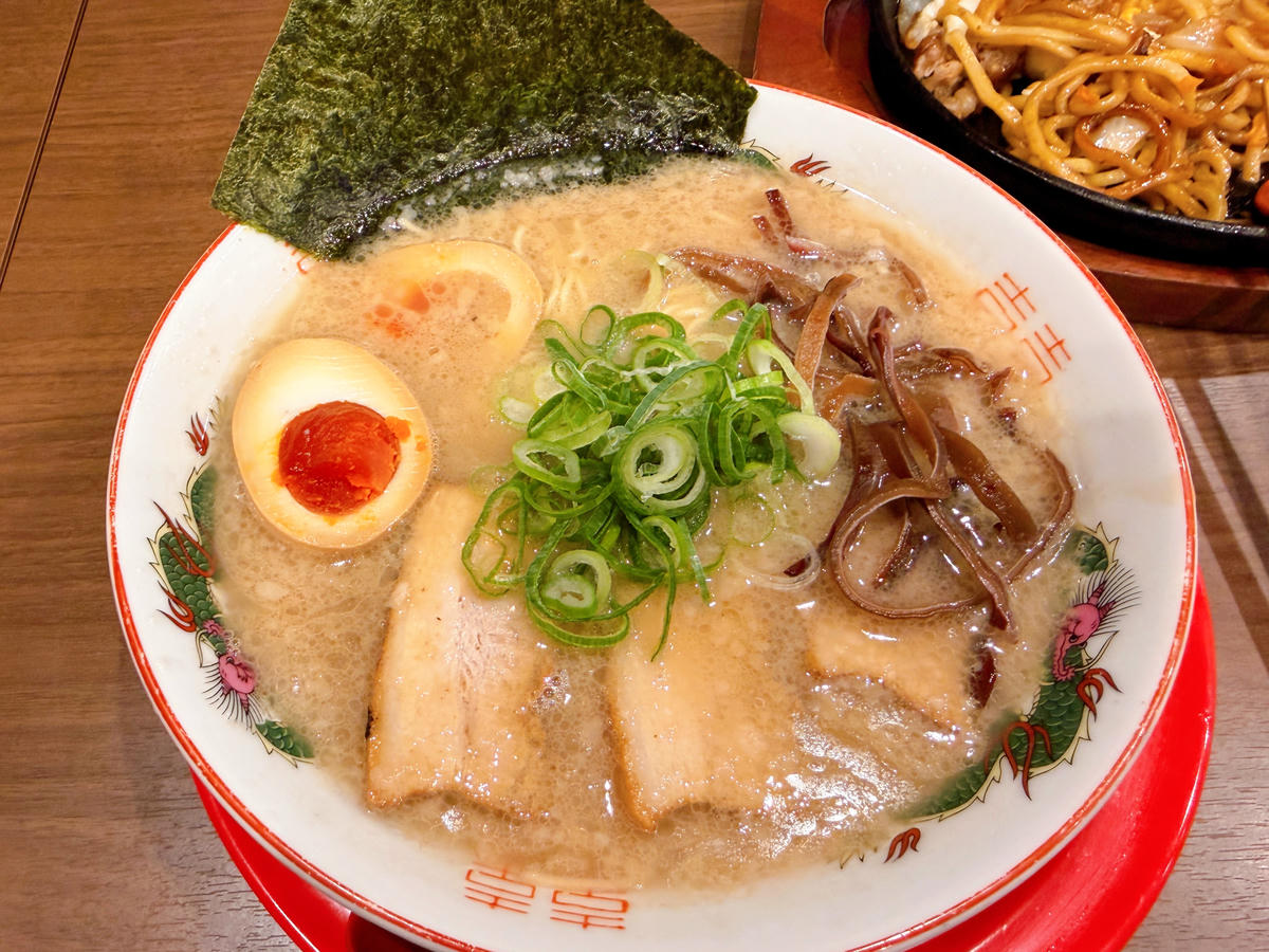【日本大阪食記】極食堂.ジャンジャン横丁本店|近通天閣吃膩炸串的救援食堂 - 第13張圖 日本大阪通天閣 極食堂 ジャンジャン横丁本店