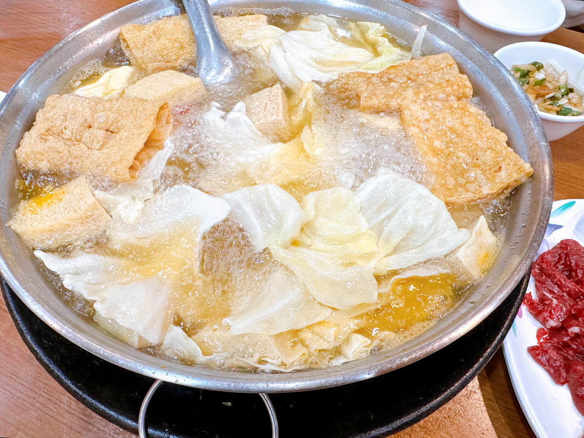 【高雄涮牛肉】牛老大涮牛肉.高雄總店|每日臺南直送溫體牛.榮獲必比登推介|人氣超旺牛肉火鍋店 - 第13張圖 牛老大涮牛肉.高雄總店