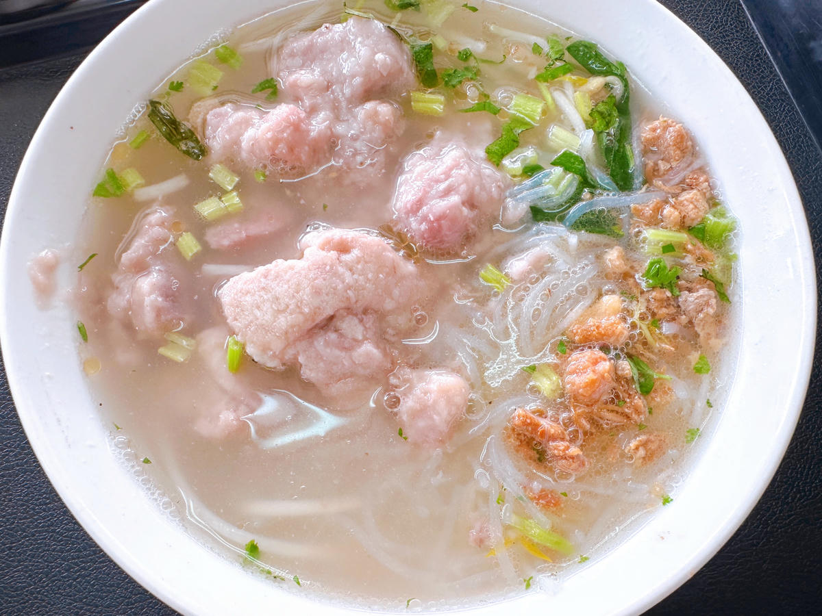 【南投埔里美食】振松記米粉|芋頭米粉湯用料大滿足.埔里酒廠對面的70年老店 - 第11張圖 南投埔里美食 振松記米粉