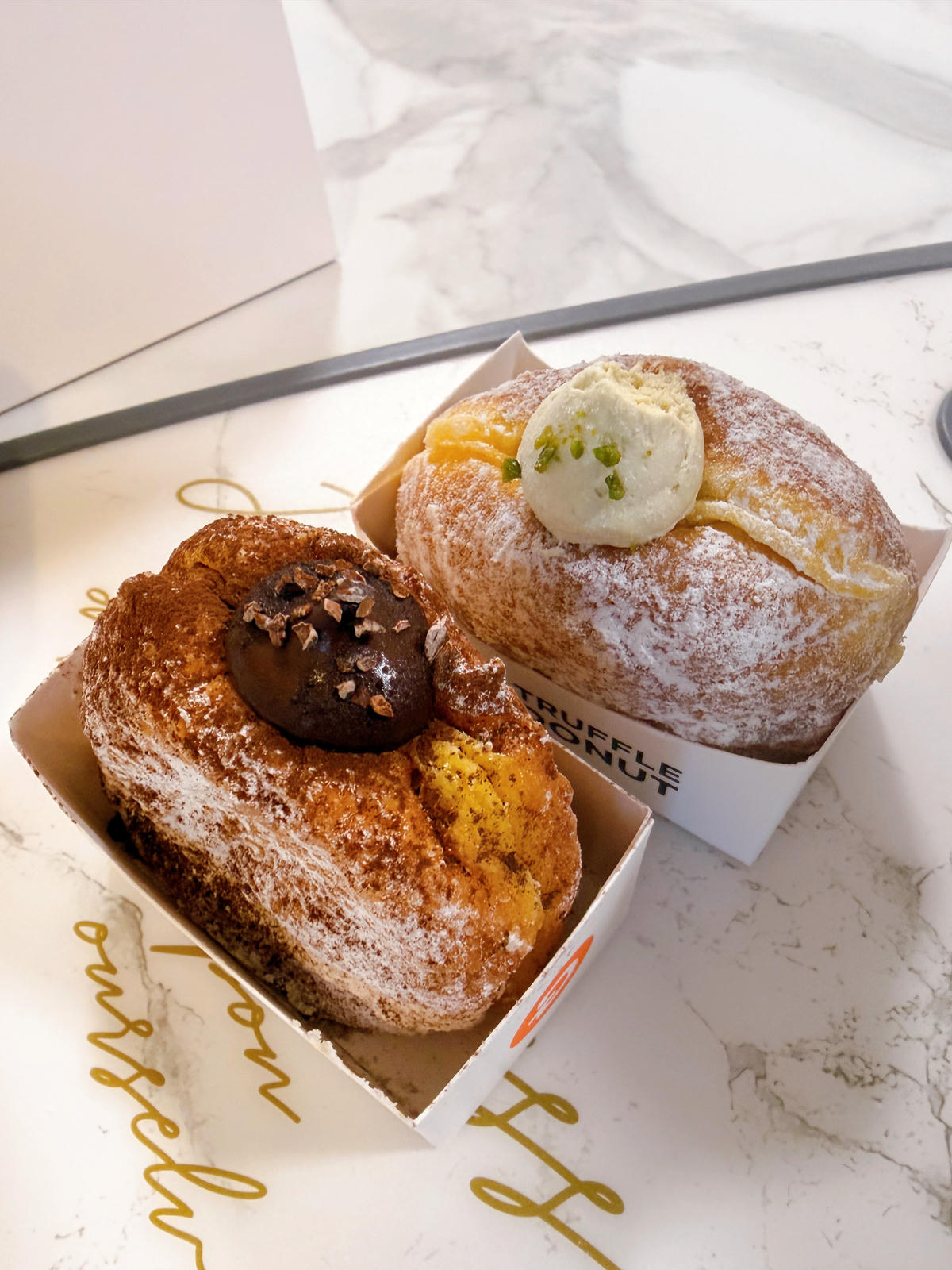 【高雄TRUFFLE DONUT日本生甜甜圈】來自日本海外首家分店插旗高雄.質感餡料蓬鬆Q彈生食感 - 第17張圖 truffle donut 高雄