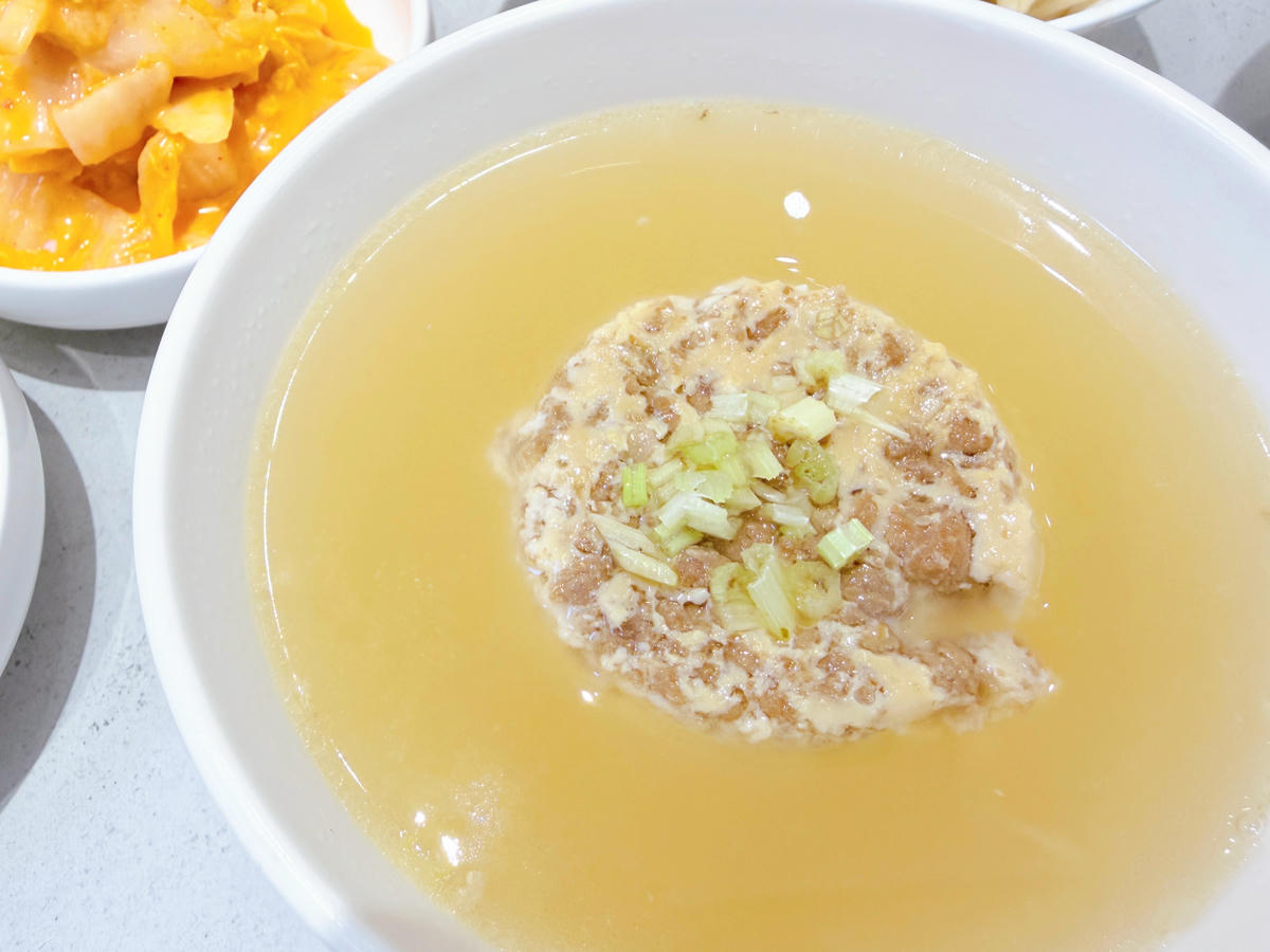 【高雄楠梓必吃麵店】久碗Jowan台味麵舖|燒肉蔥油拌麵、皮蛋花椒拌麵,台積電美食新選擇 - 第17張圖 【高雄楠梓必吃麵店】久碗Jowan台味麵舖|燒肉蔥油拌麵、皮蛋花椒拌麵,台積電美食新選擇