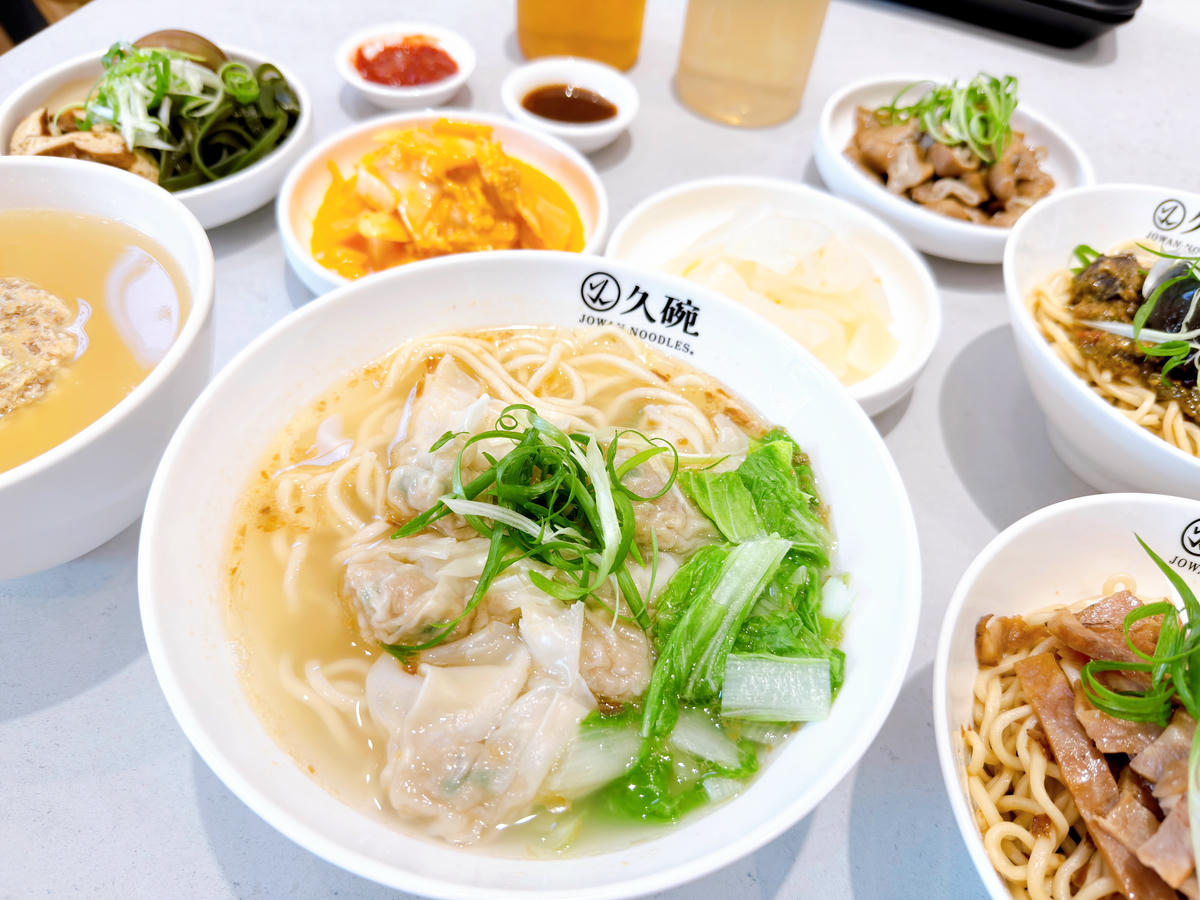 【高雄楠梓必吃麵店】久碗Jowan台味麵舖|燒肉蔥油拌麵、皮蛋花椒拌麵,台積電美食新選擇 - 第19張圖 【高雄楠梓必吃麵店】久碗Jowan台味麵舖|燒肉蔥油拌麵、皮蛋花椒拌麵,台積電美食新選擇