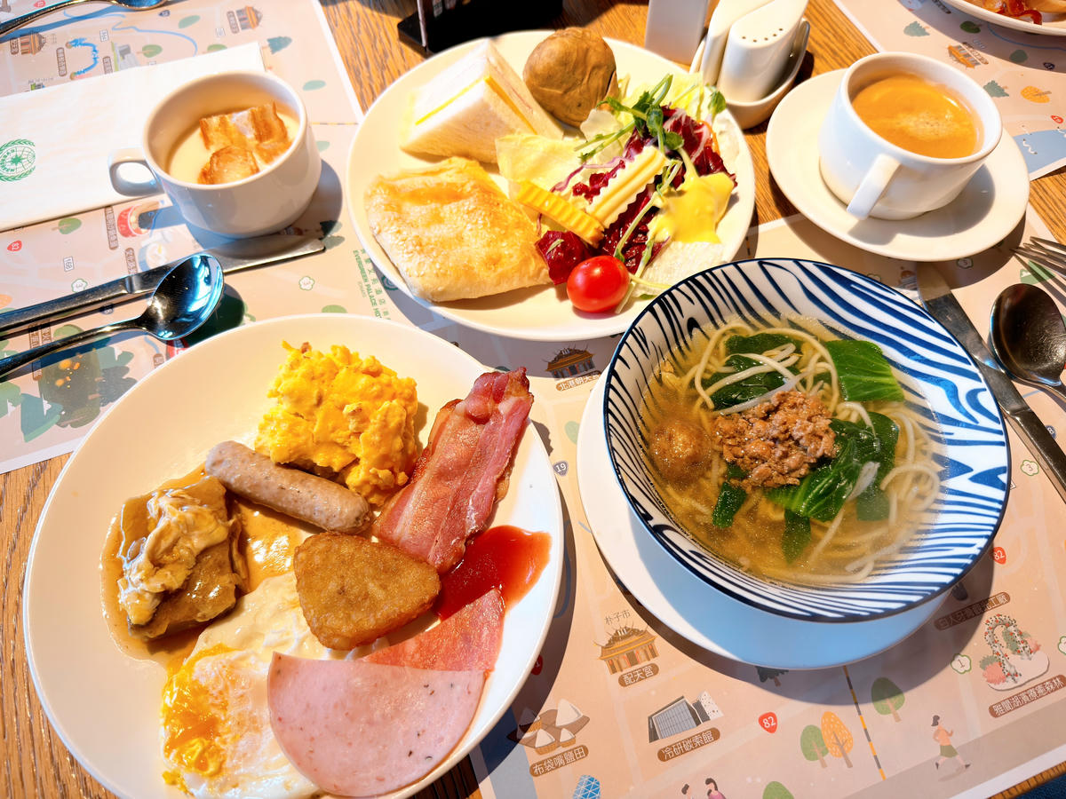 【嘉義住宿推薦】長榮文苑酒店|住進故宮南院旁五星級飯店,順遊嘉義、把梅問屋好禮帶回家/露天泳池遊戲室、自助早餐嘉義美食一次收 - 第75張圖 嘉義五星級住宿推薦 長榮文苑酒店