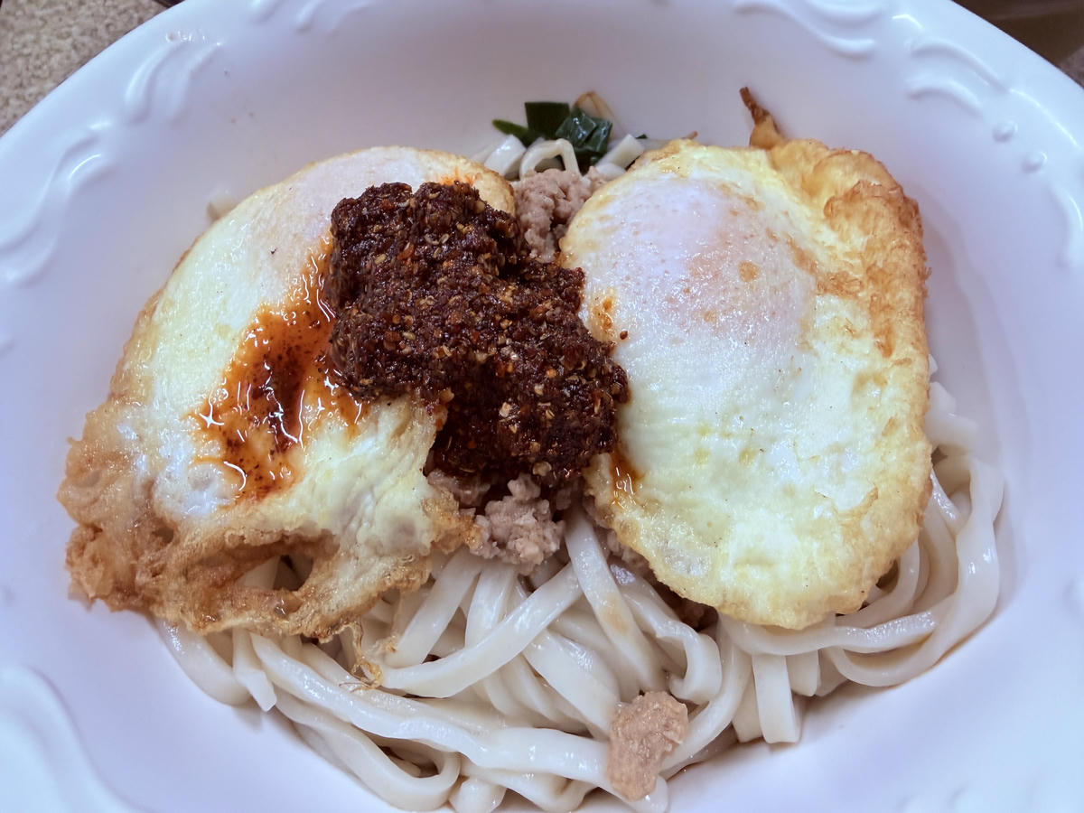 高雄岡山 煎炒蛋麵