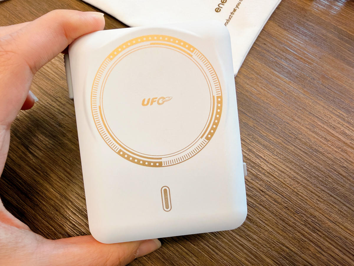 【enerpad UFO評價】出門一顆搞定所有設備|UFO防爆固態磁吸式行動電源MX-10000-SS+MT-10000開箱心得 - 第11張圖 enerpad UFO 防爆固態磁吸式行動電源