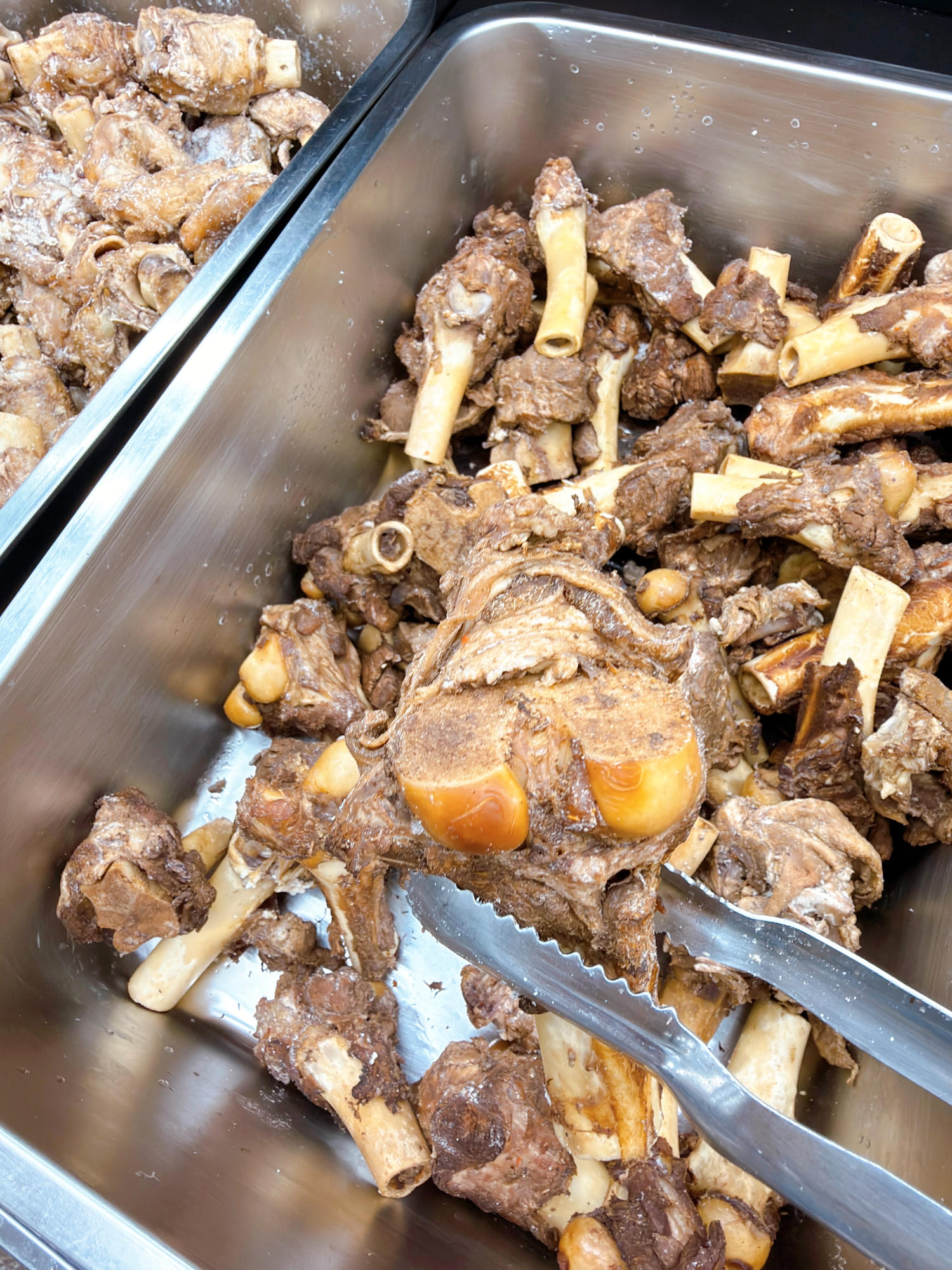 【高雄羊肉爐吃到飽】耀武羊威羊肉爐火鍋吃到飽.鳳山店|羊肉控必收!六種湯頭+羊大骨吃到飽.聚餐直接約這間.鳳山吃到飽推薦 - 第13張圖 高雄 耀武羊威羊肉爐火鍋吃到飽