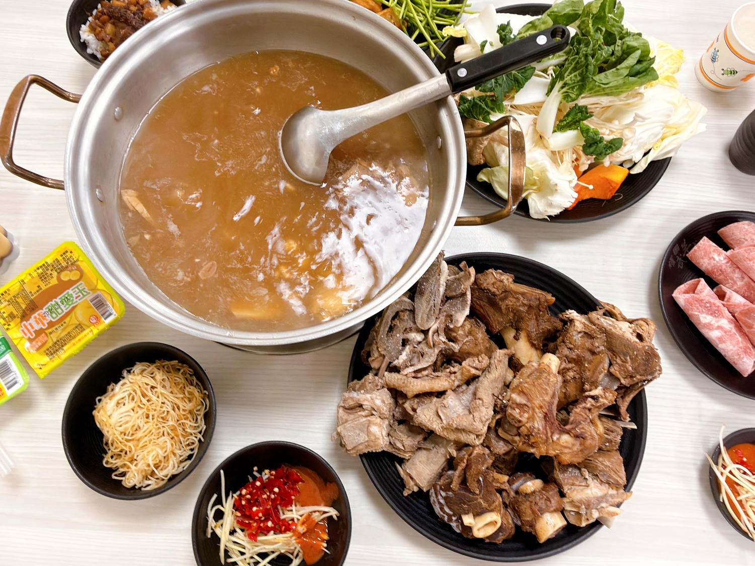 高雄 耀武羊威羊肉爐火鍋吃到飽