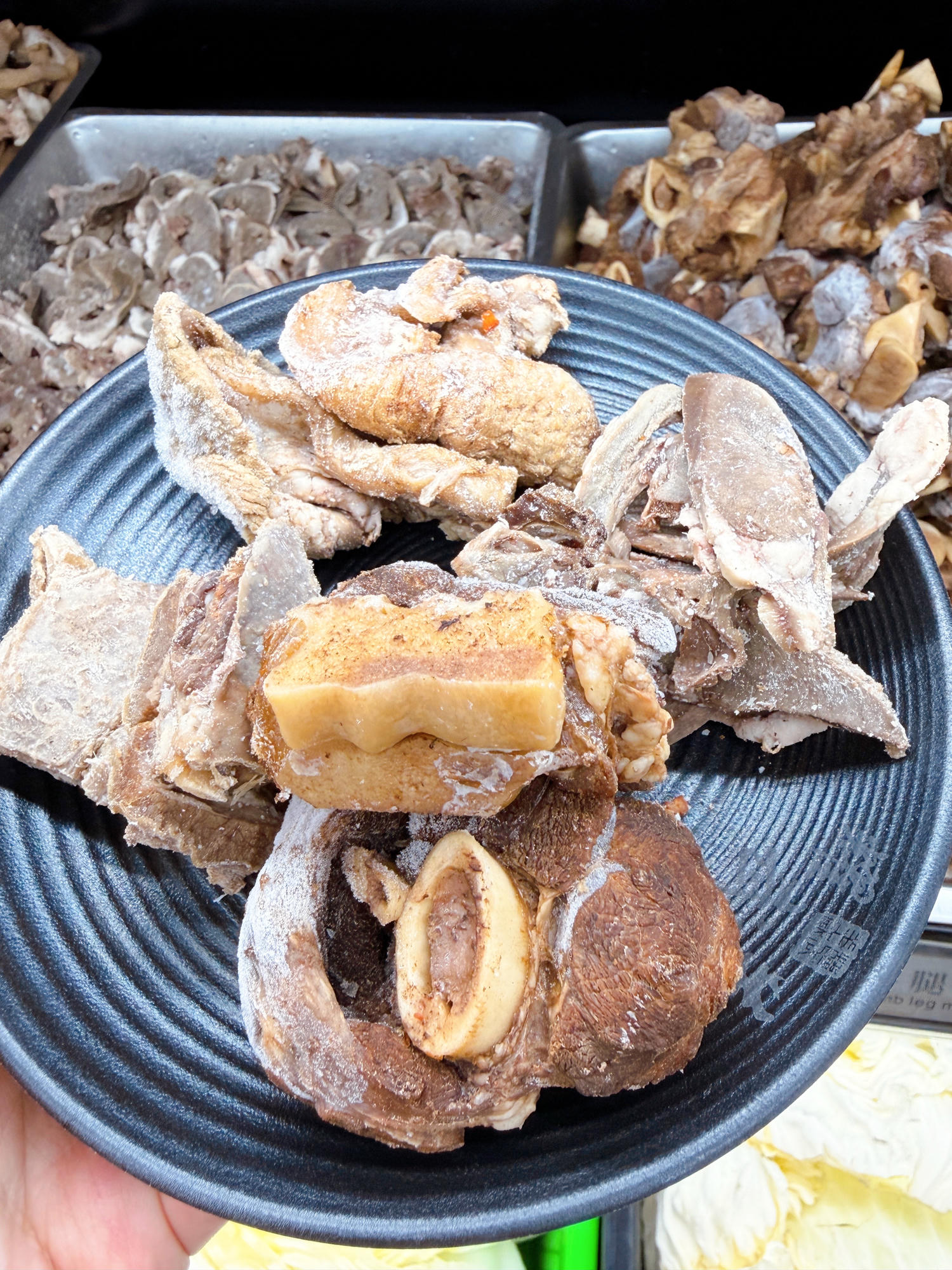 【高雄羊肉爐吃到飽】耀武羊威羊肉爐火鍋吃到飽.鳳山店|羊肉控必收!六種湯頭+羊大骨吃到飽.聚餐直接約這間.鳳山吃到飽推薦 - 第31張圖 高雄 耀武羊威羊肉爐火鍋吃到飽