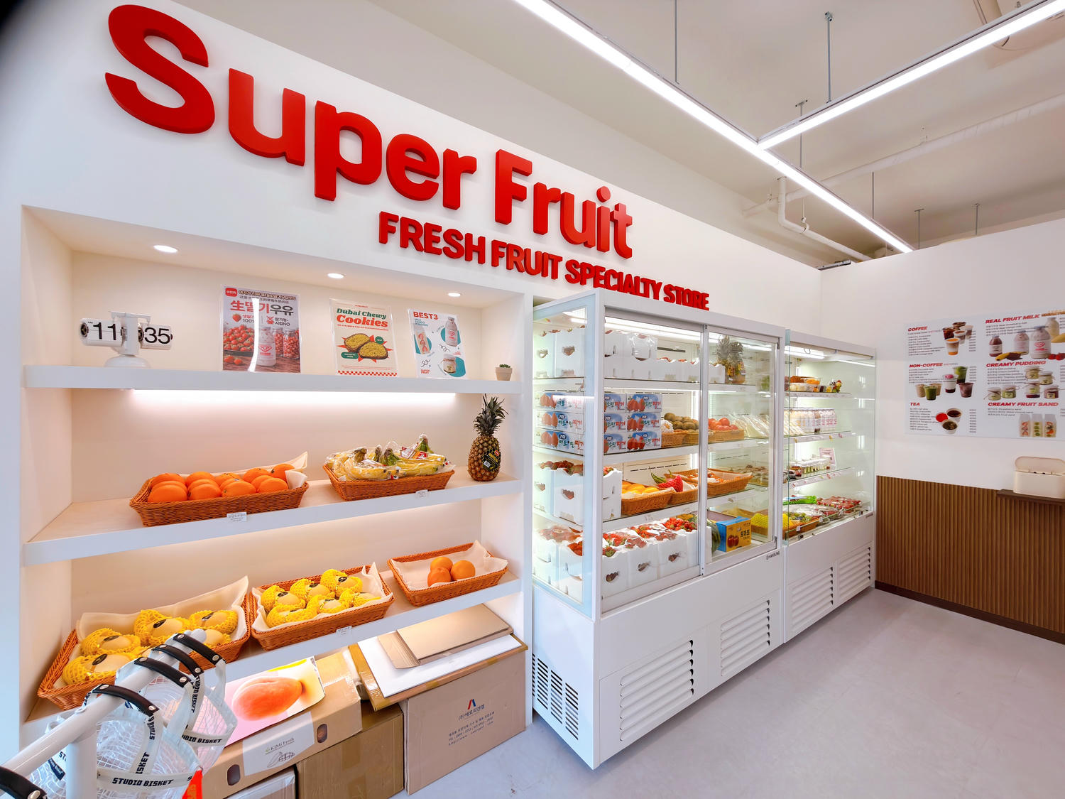 首爾弘大 Super Fruit 草莓牛奶